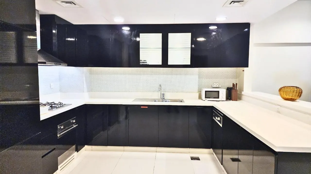 Damac - Bays Edge In Business Bay Apartment Dubai United Arab Emirates