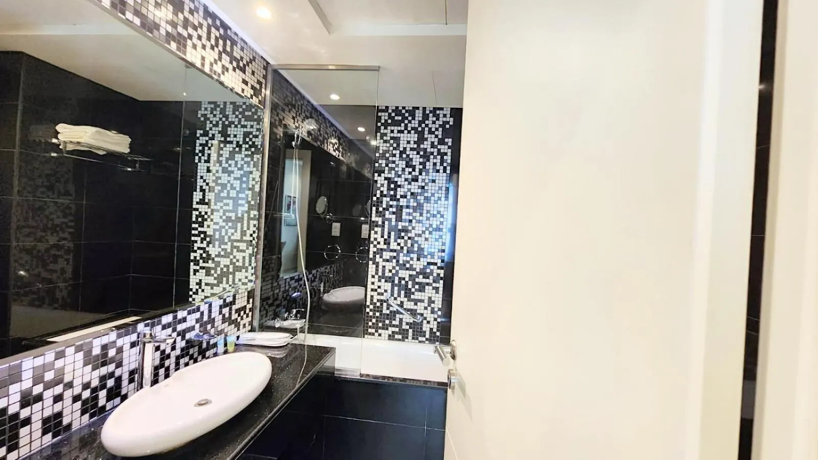 Apartmán Damac - Bays Edge In Business Bay Dubaj